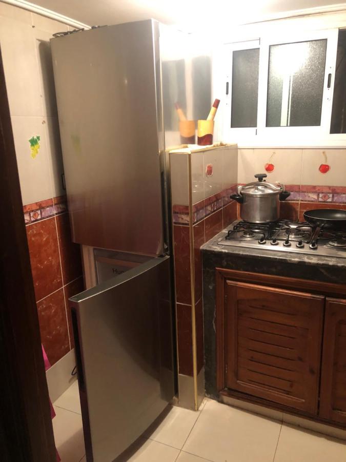 شقة توجد وسط مدينة طنجة و تتوفر على كامل التجهيزات الضرورية خاصةبالعائلات Ngoại thất bức ảnh